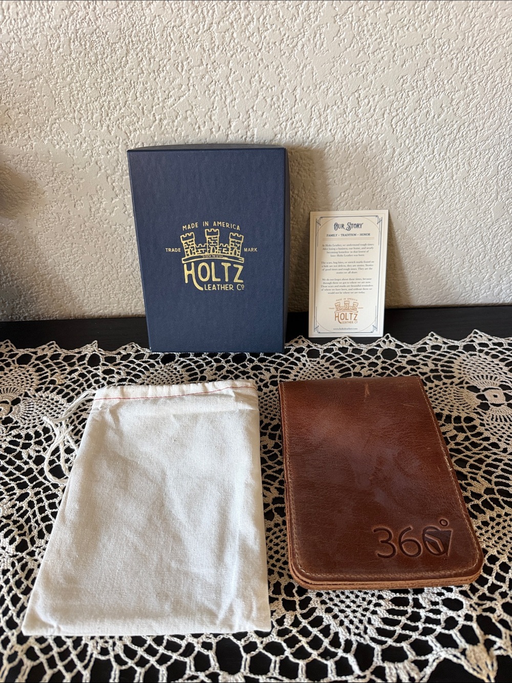 Holtz Leather Co. Fine Leather Golf Scotecard Holder Logbook - Picture 2 of 14